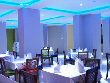 Rivavi Kuta Beach Hotel Legian Kültér fotó