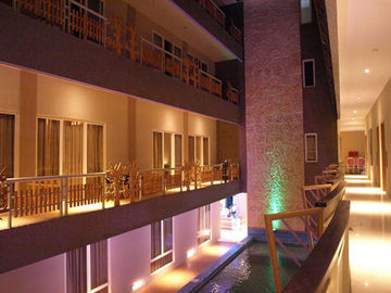 Rivavi Kuta Beach Hotel Legian Kültér fotó